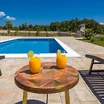 In With Pool Near Rock Villa *